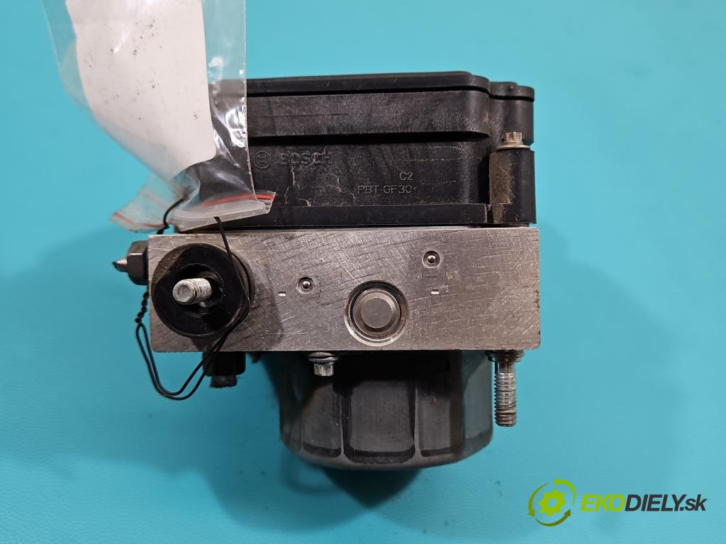 Renault Captur I 2013-2019 0.9 Tce 90 HP manual 66 kW 898 cm3 5- čerpadlo abs 476605492R-A (Pumpa ABS)