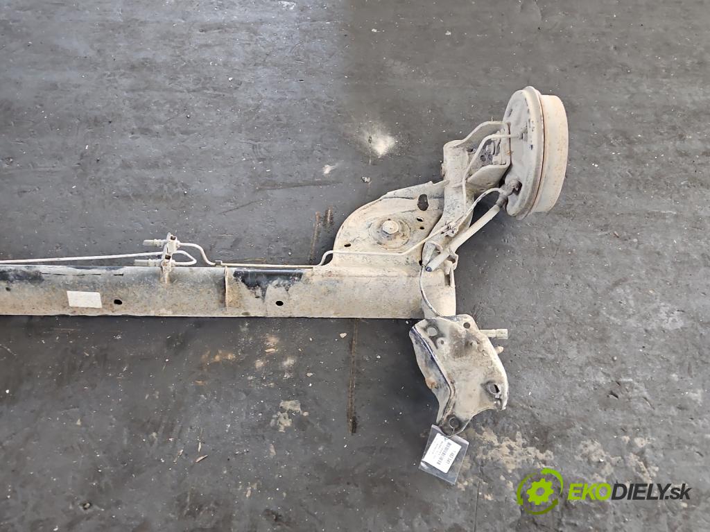 Dacia Sandero II 2012-2020 1.0 12V 73 hp manual 54 kW 999 cm3 5- zadní výztuha  (Výztuhy zadní)