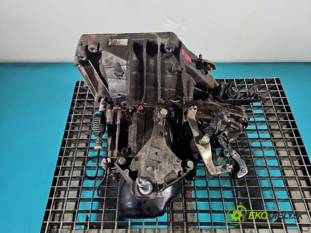 Renault Captur I 2013-2019 0.9 Tce 90 HP manual 66 kW 898 cm3 5- prevodovka stupeň,rýchlosť manual JR5357