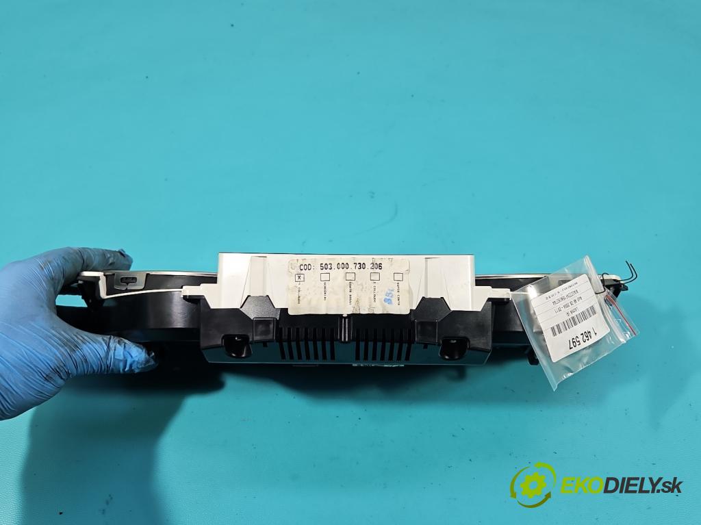 Audi A6 C6 2004-2011 2.0 tdi 140 HP manual 103 kW 1968 cm3 4- prístrojovka/ budíky 4F0920900N (Prístrojová doska)