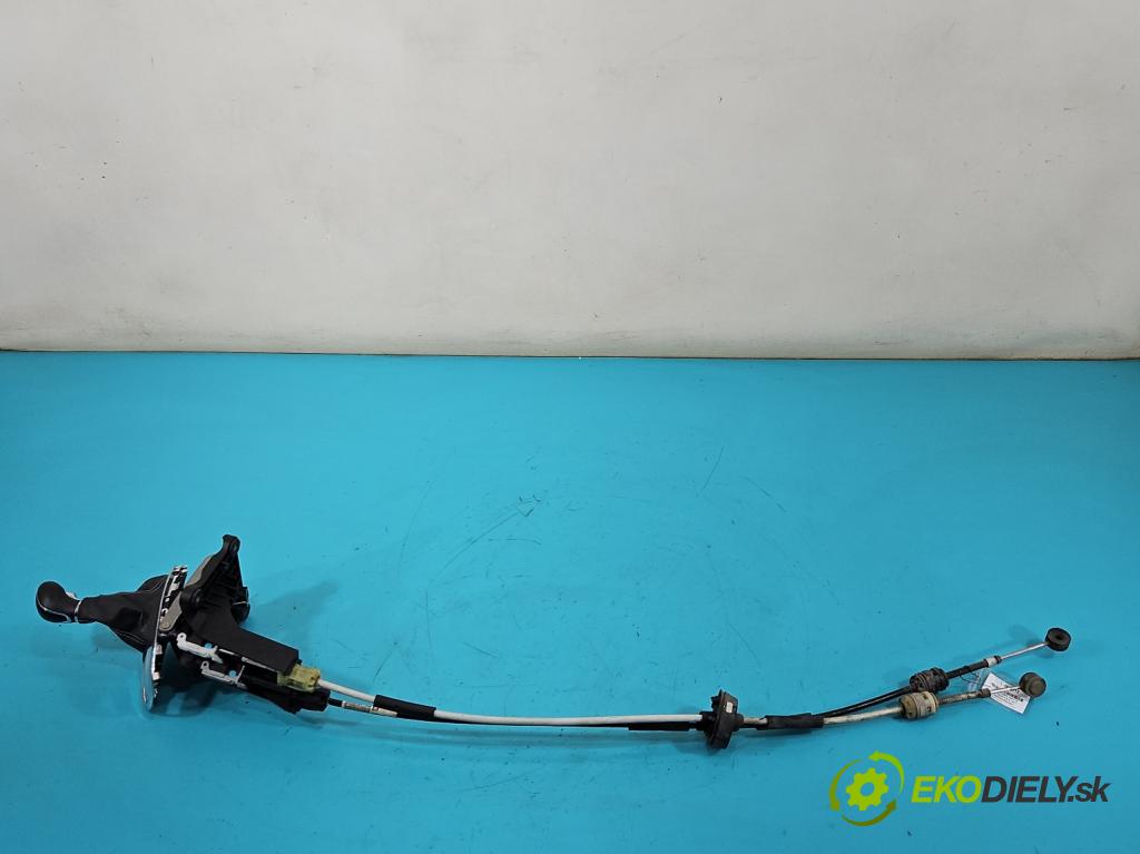 Opel Meriva B 2010-2017 1.7 cdti 131 HP manual 96 kW 1686 cm3 5- Páka: Změny: stupeň,rýchlosť 55564862 (Rýchlostná páka (kulisa))