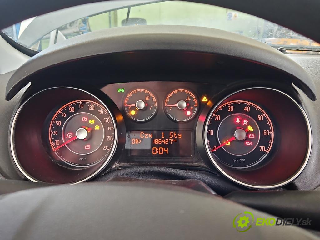 Fiat Punto EVO 09-12 1.4 77 HP manual 57 kW 1368 cm3 5- prístrojovka/ budíky 5550030617 (Prístrojová doska)