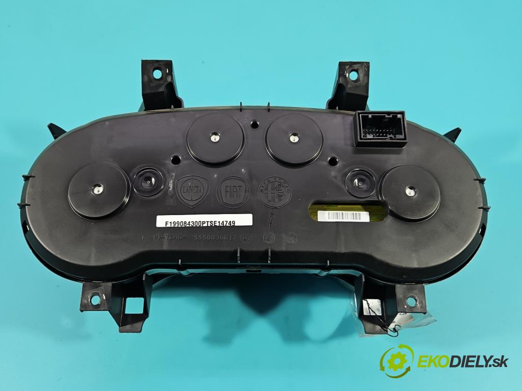 Fiat Punto EVO 09-12 1.4 77 HP manual 57 kW 1368 cm3 5- prístrojovka/ budíky 5550030617 (Prístrojová doska)