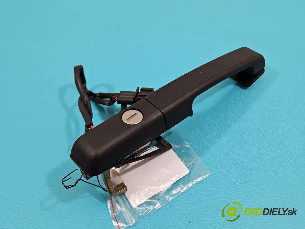 Vw Passat B3 1988-1993 1.6d 69KM manual 51 kW 1600 cm3 5- rukoväť predné ľavé mimo:  (Kľučka dverí vonkajšia predná ľavá)