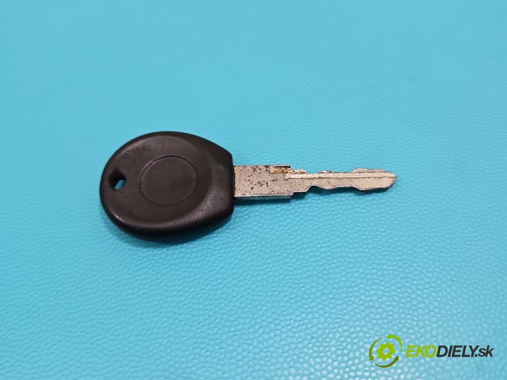 Vw Passat B3 1988-1993 1.6d 69KM manual 51 kW 1600 cm3 5- Spínačka 357905851 (Spínacia skrinka)