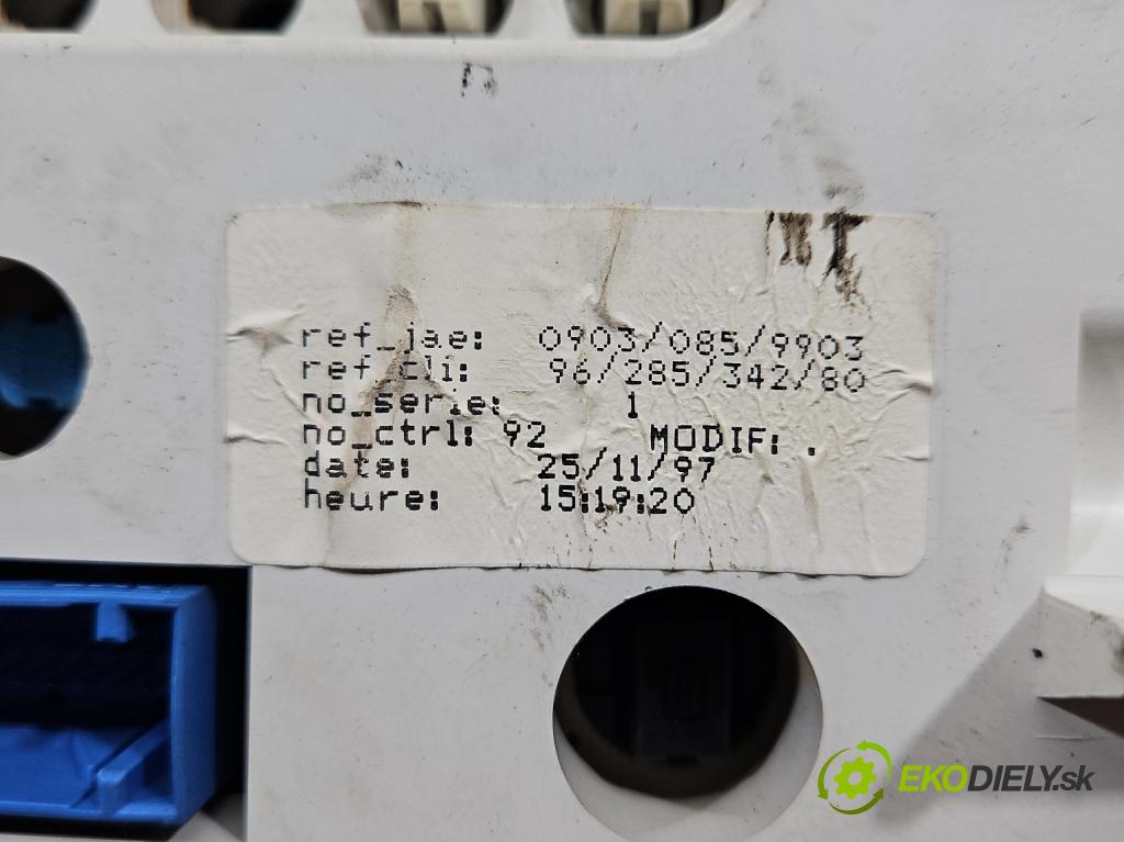 Peugeot 406 1.8 16V 110 HP manual 81 kW 1761 cm3 4- prístrojovka/ budíky 9628534280 (Prístrojová doska)