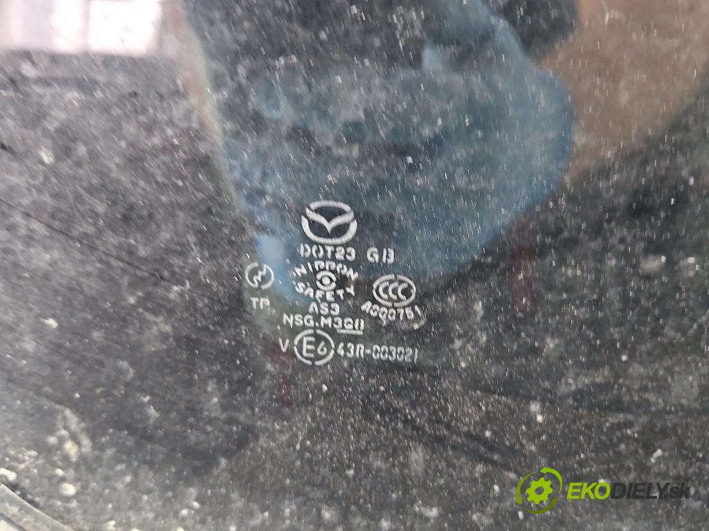 Mazda Cx-7 2.3 T 245KM automatic 180 kW 2260 cm3 5- Střešní okno:  (Sklo karosérie)
