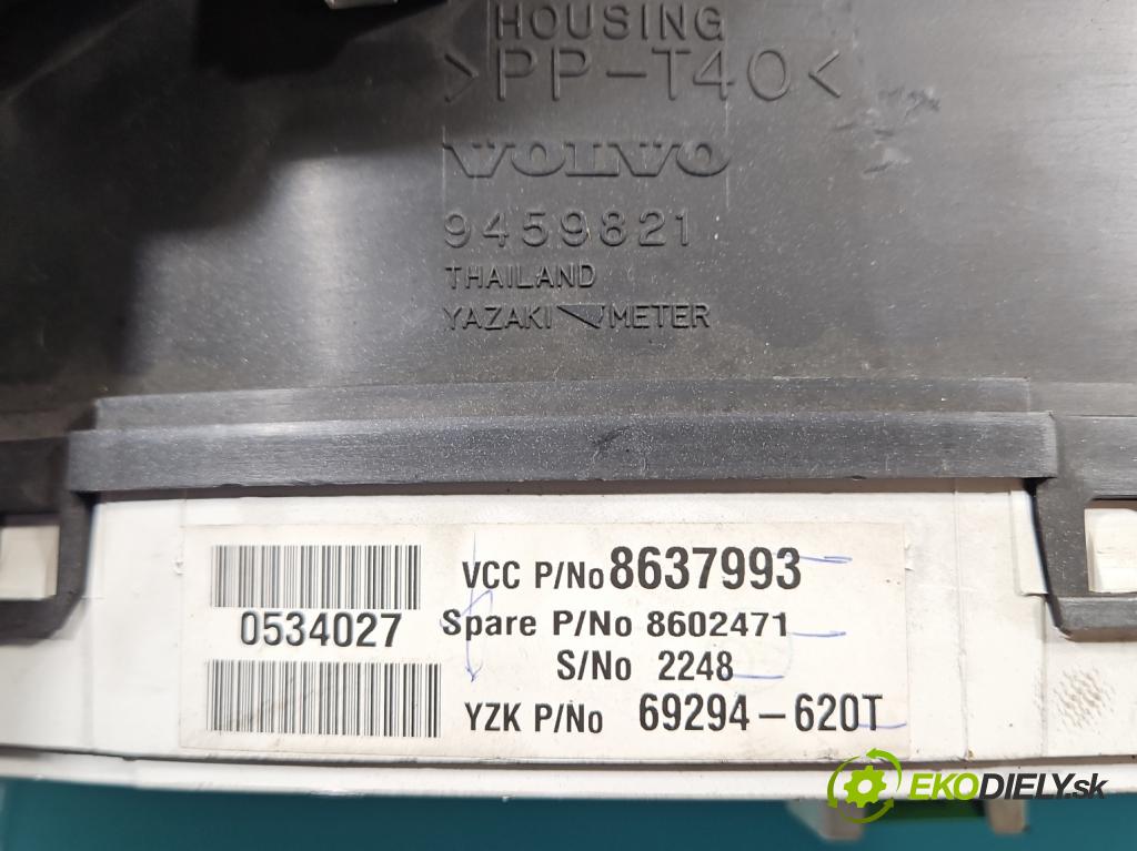 Volvo S60 I 2000-2010 2.4 20V 140 HP manual 103 kW 2435 cm3 4- prístrojovka/ budíky 8637993 (Prístrojová doska)