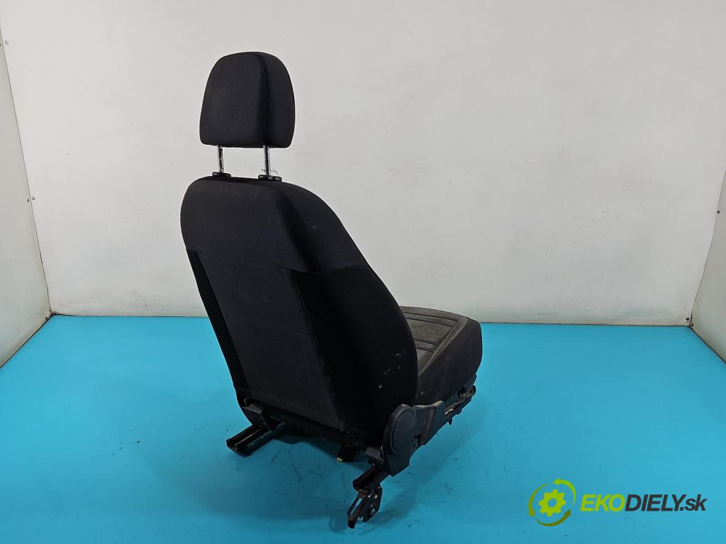 Fiat Punto EVO 09-12 1.4 77 hp manual 57 kW 1368 cm3 5- Sedadlo levý  (Sedačky, sedadla)