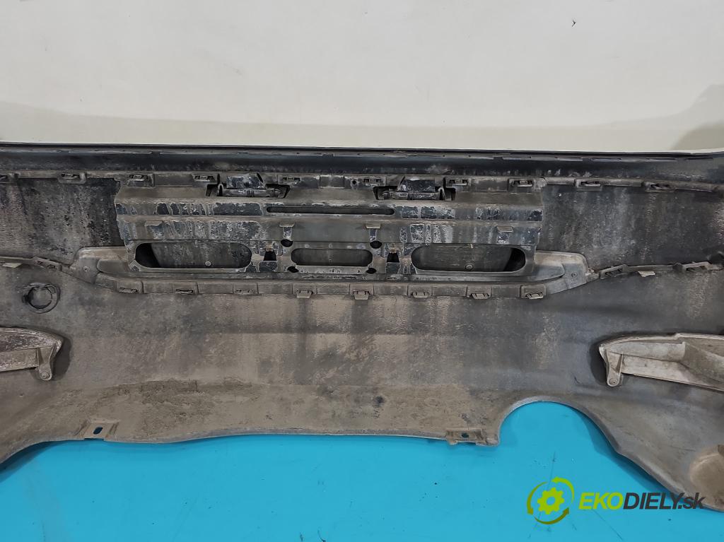 Fiat Punto Grande 1.4 77 hp manual 57 kW 1368 cm3 5- nárazník zadní (Klika dveří ostatní)
