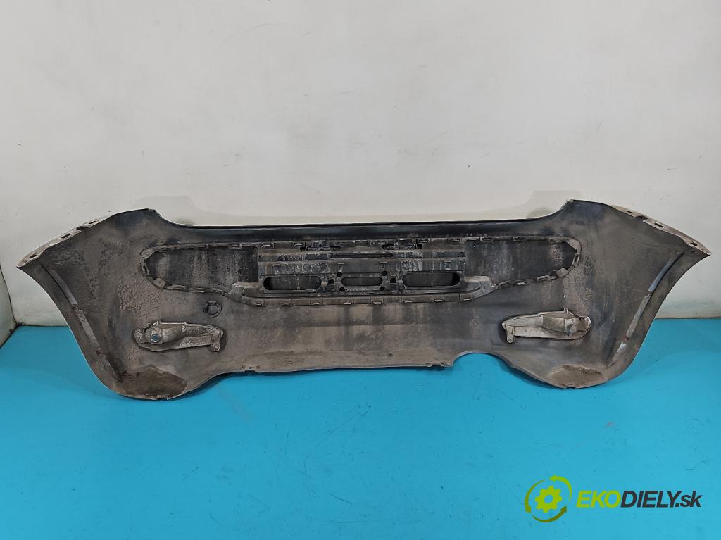 Fiat Punto Grande 1.4 77 hp manual 57 kW 1368 cm3 5- nárazník zadní (Klika dveří ostatní)