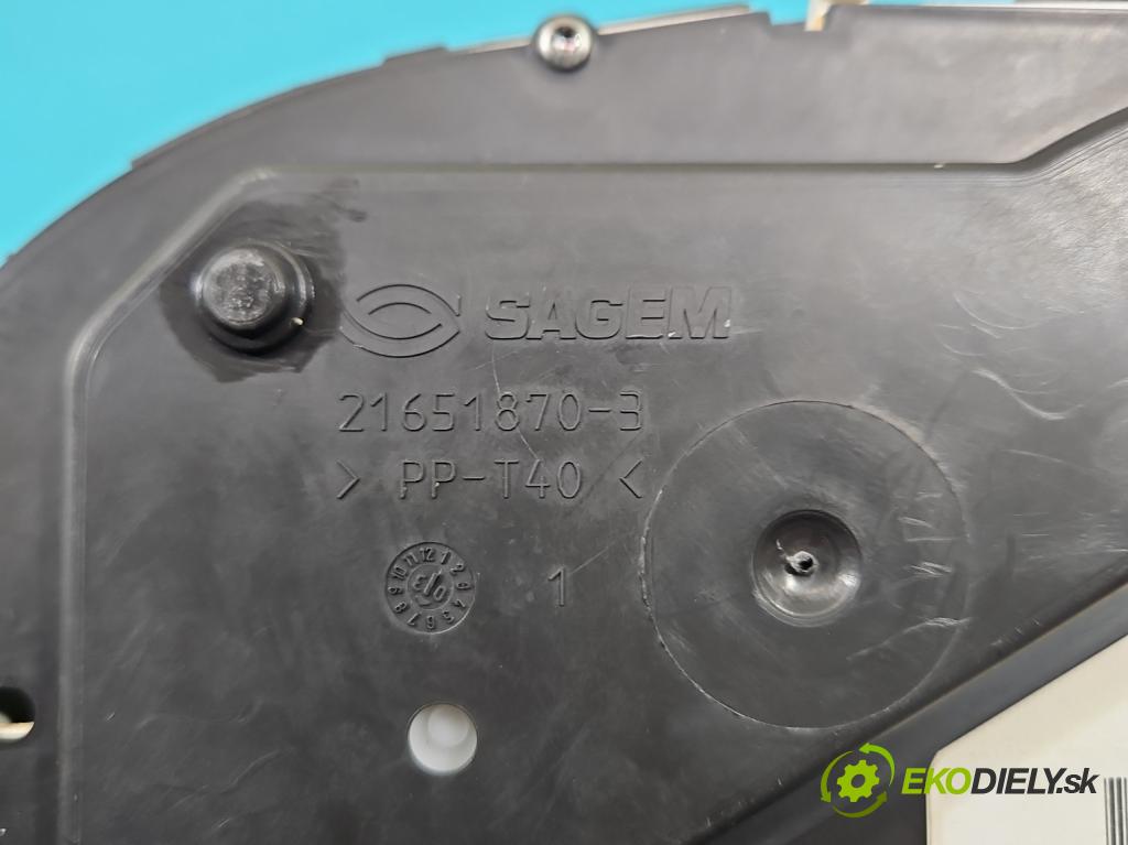 Peugeot 307 2.0 16V 135 HP manual 99 kW 1997 cm3 5- prístrojovka/ budíky  (Prístrojová doska)