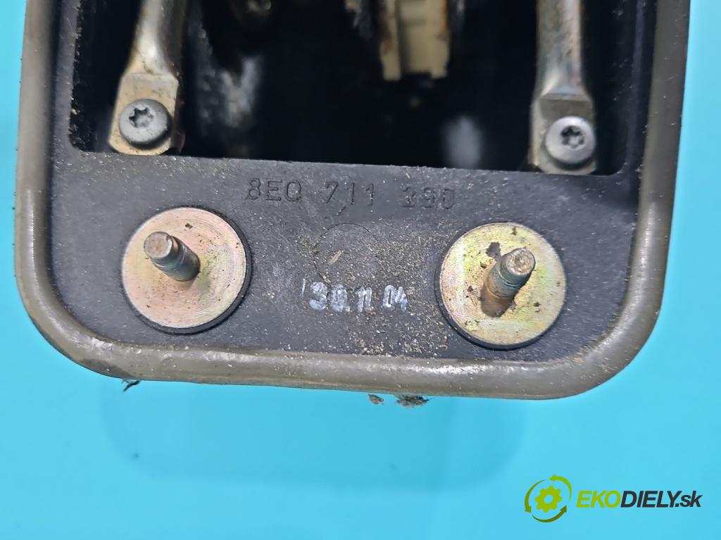 Audi A4 B7 2004-2008 1.9 tdi 116 HP manual 85 kW 1896 cm3 5- Páka: Změny: stupeň,rýchlosť 8E0711290 (Rýchlostná páka (kulisa))