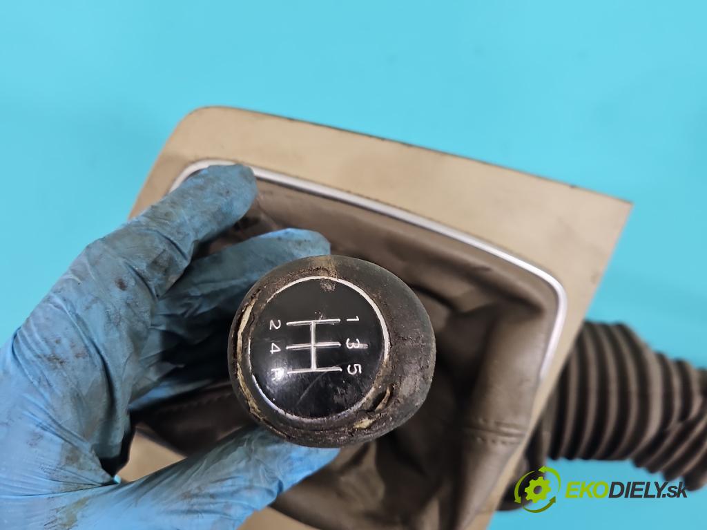 Audi A4 B7 2004-2008 1.9 tdi 116 HP manual 85 kW 1896 cm3 5- Páka: Změny: stupeň,rýchlosť 8E0711290 (Rýchlostná páka (kulisa))