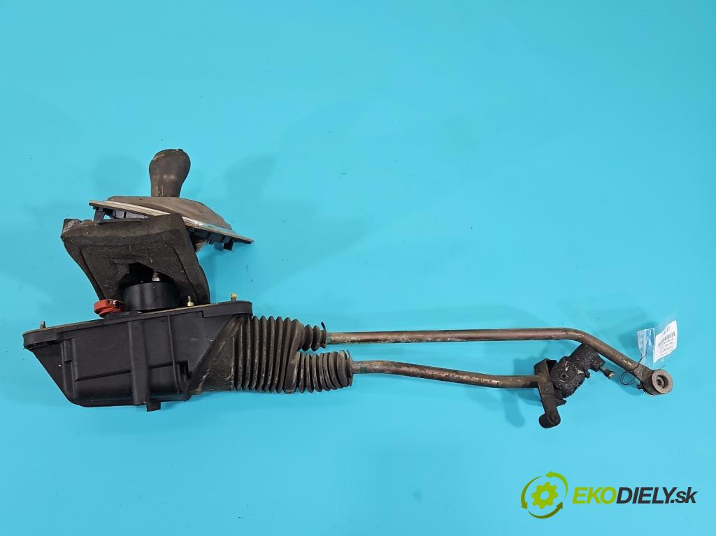 Audi A4 B7 2004-2008 1.9 tdi 116 HP manual 85 kW 1896 cm3 5- Páka: Změny: stupeň,rýchlosť 8E0711290 (Rýchlostná páka (kulisa))