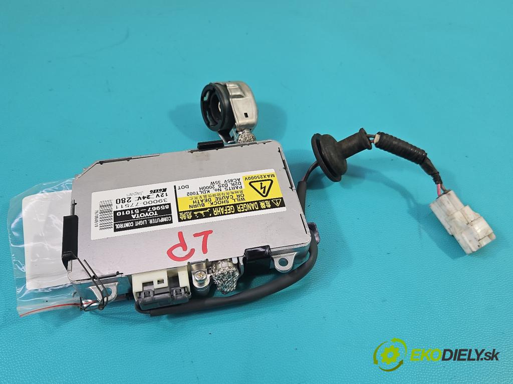 Lexus RX II 2003-2008 3.3 V6 211KM automatic 155 kW 3311 cm3 5- střídač: xenon 85967-51010 (Riadiaca jednotka xenónu)