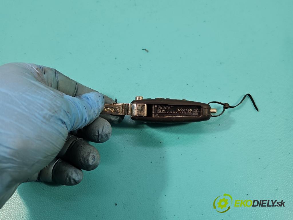 Audi A6 C6 2004-2011 2.0 tdi 140 HP manual 103 kW 1968 cm3 4- Spínačka 4F0909131D (Spínacia skrinka)