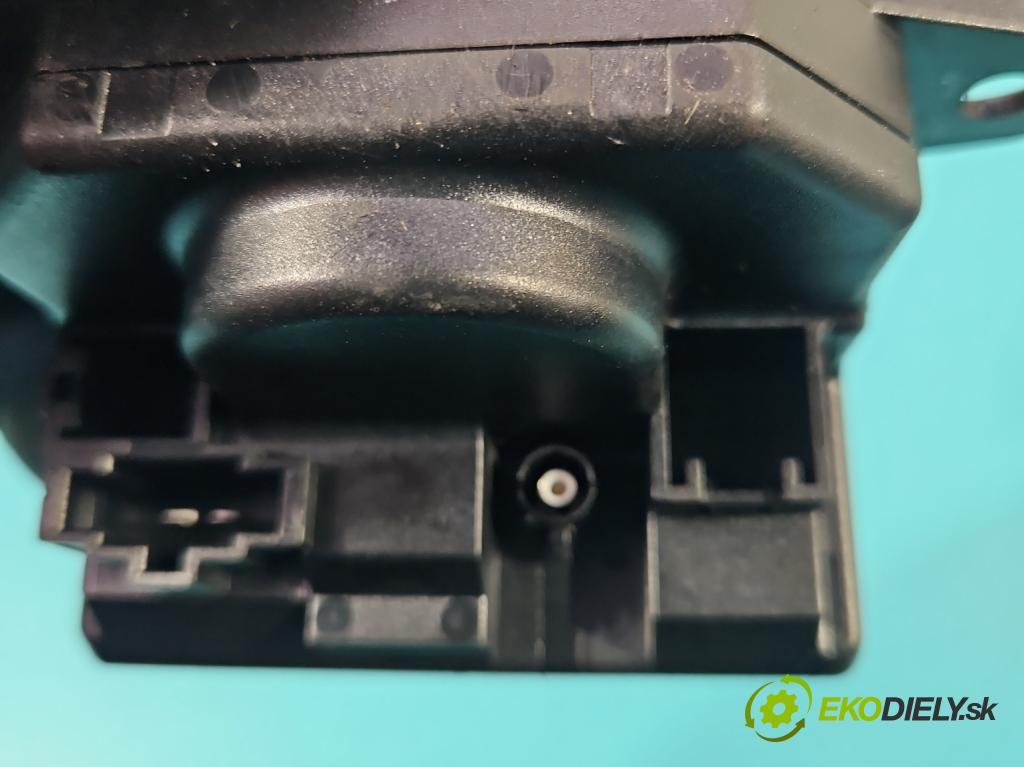 Audi A6 C6 2004-2011 2.0 tdi 140 HP manual 103 kW 1968 cm3 4- Spínačka 4F0909131D (Spínacia skrinka)