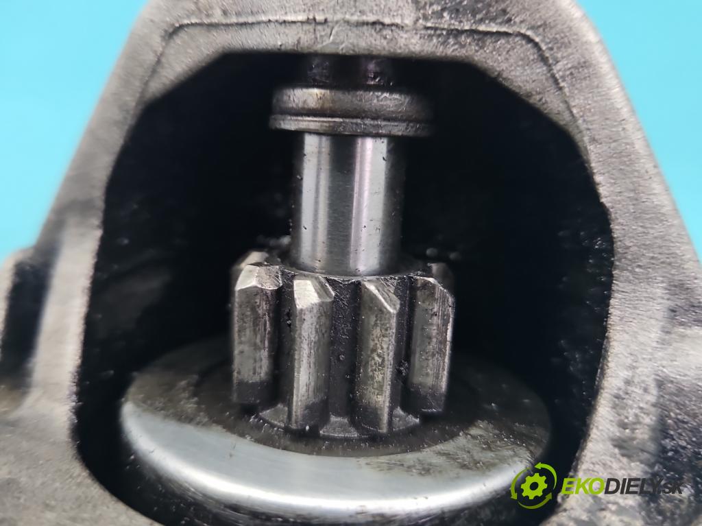 Audi A4 B7 2004-2008 1.9 tdi 116 HP manual 85 kW 1896 cm3 5- štartér  (Štartér)