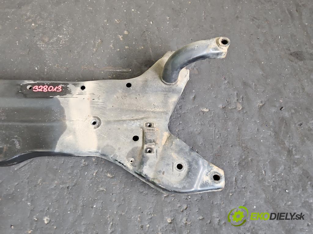 Peugeot 4007 2007-2012 2.2 hdi 156 HP automatic 115 kW 2179 cm3 5- výstuha motora