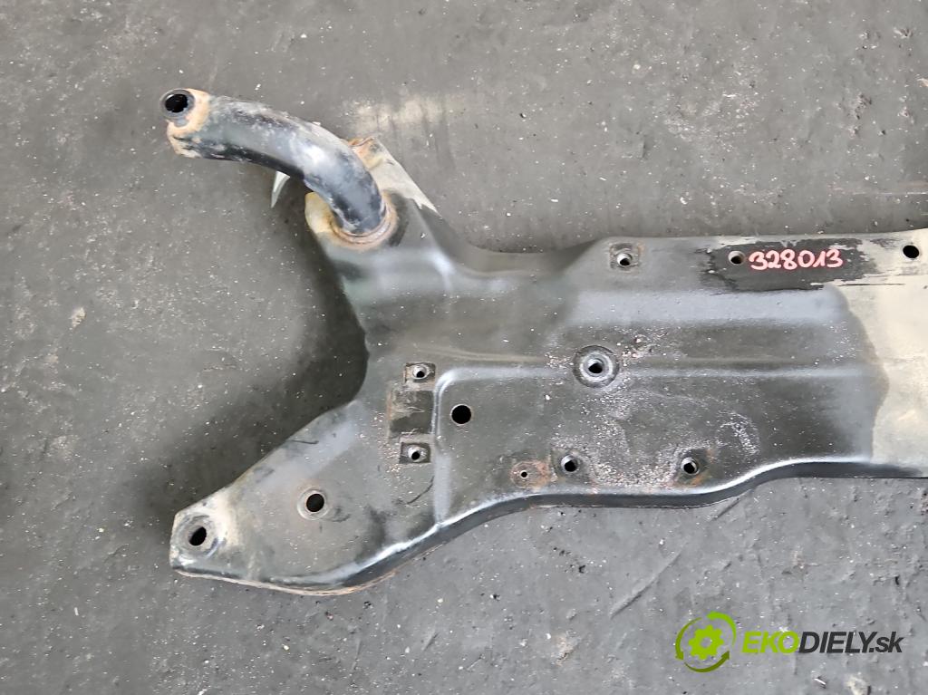 Peugeot 4007 2007-2012 2.2 hdi 156 HP automatic 115 kW 2179 cm3 5- výstuha motora