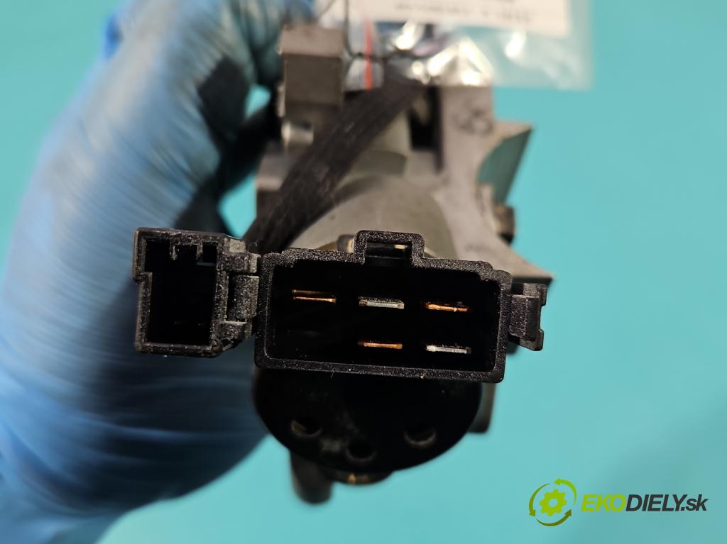 Volvo V40 I 1995-2004 1.9 dci 116 HP manual 85 kW 1870 cm3 5- Spínačka  (Spínacia skrinka)