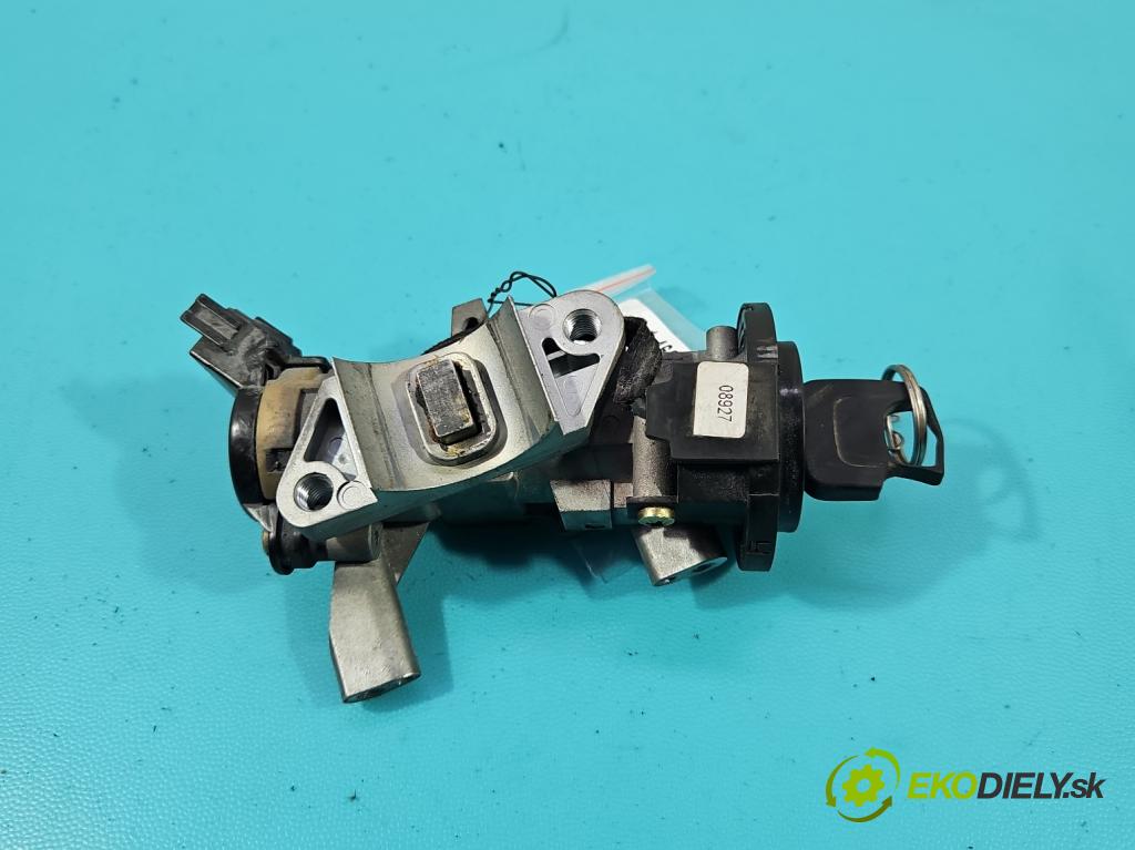 Volvo V40 I 1995-2004 1.9 dci 116 HP manual 85 kW 1870 cm3 5- Spínačka  (Spínacia skrinka)