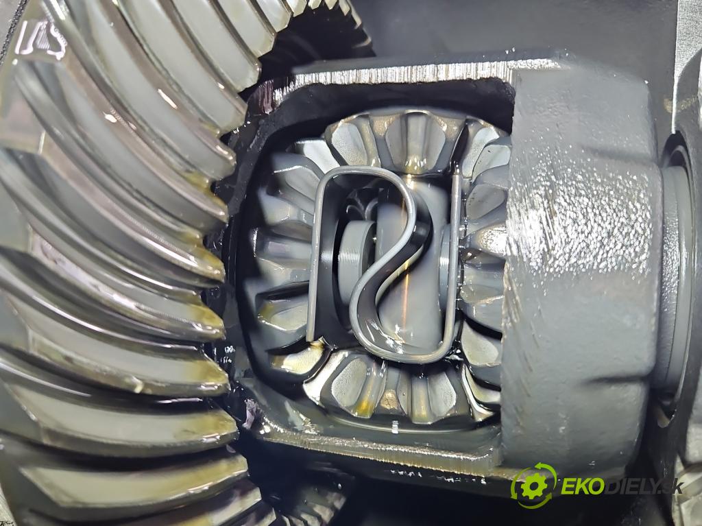 Ford Mustang V 2004-2014 3.7 V6 automatic 227 kW 3731 cm3 2- Most: zadní: 1463181