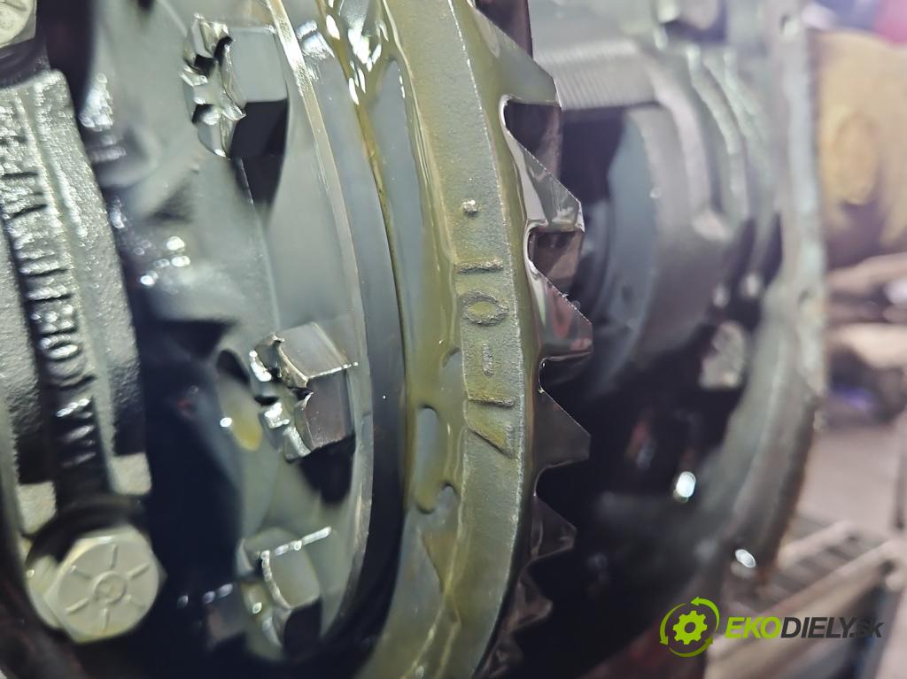 Ford Mustang V 2004-2014 3.7 V6 automatic 227 kW 3731 cm3 2- Most: zadní: 1463181