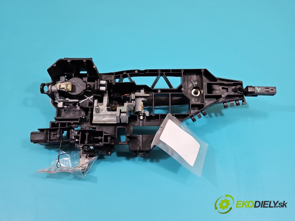 Lancia Thema II 2011-2014 3.0 CRD 239KM automatic 176 kW 2987 cm3 4- rukoväť predné ľavé mimo: 4582-1000 (Kľučka dverí vonkajšia predná ľavá)