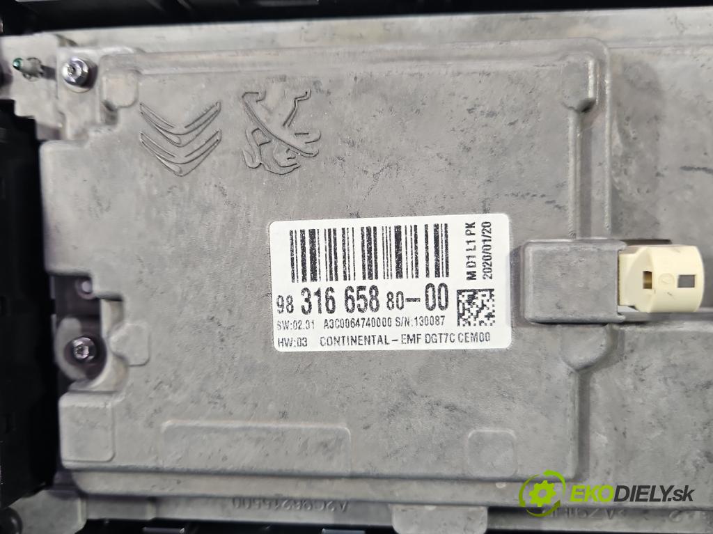 Peugeot Expert III 2016- 2.0 hdi 122 HP manual 90 kW 1997 cm3 5- Zobrazit: 9831665880 (Prístrojová doska)