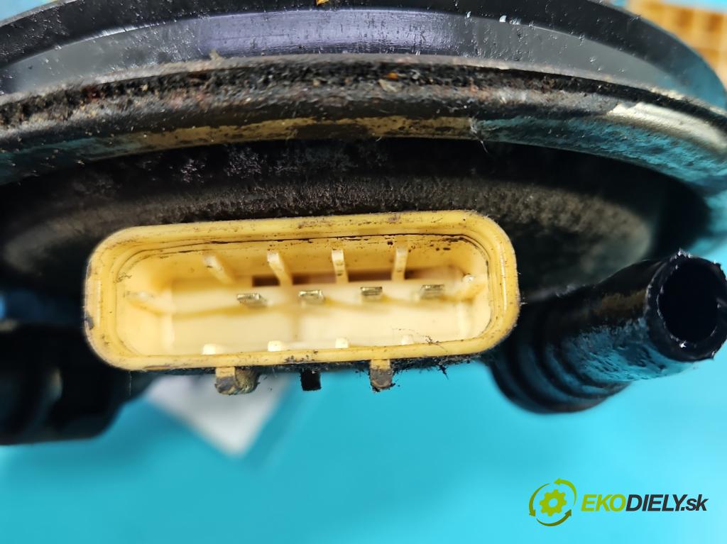 Opel Corsa C 2000-2006 1,3.0 cdti 69KM manual 51 kW 1248 cm3 3- čerpadlo paliva