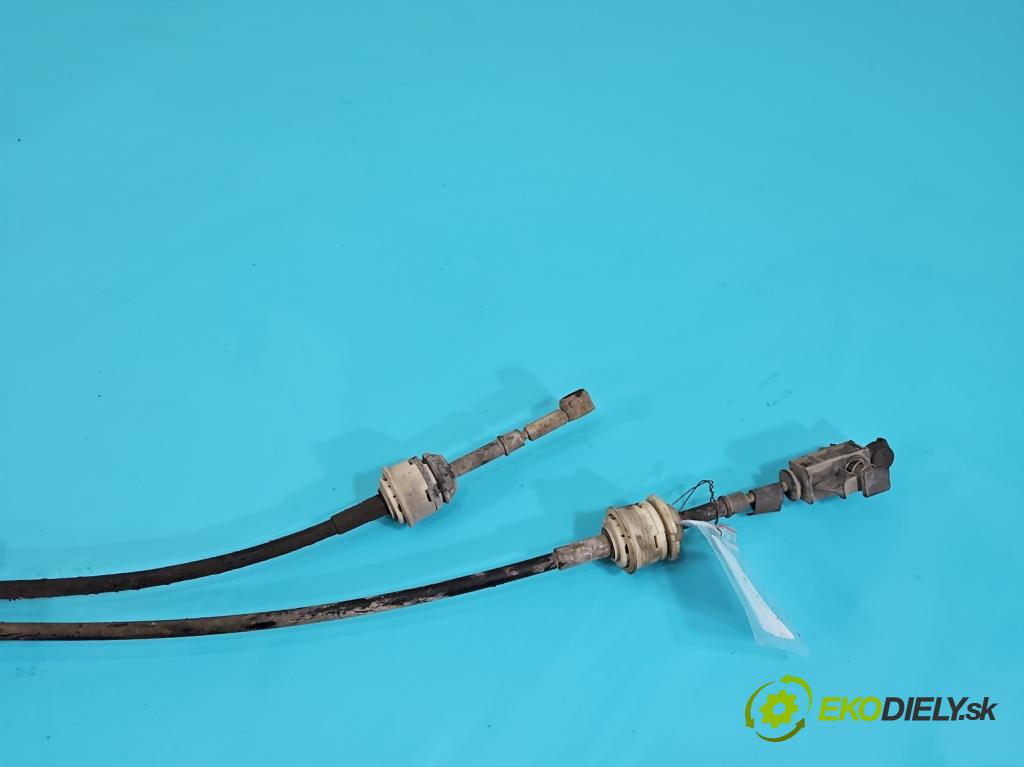 Fiat Punto Grande 1.4 77 HP manual 57 kW 1368 cm3 5- Páka: Změny: stupeň,rýchlosť 553462710 (Rýchlostná páka (kulisa))