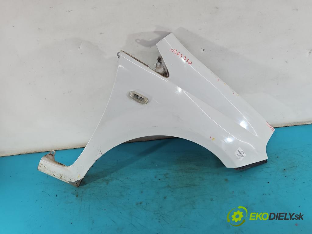 Fiat Punto Grande 1.4 77 hp manual 57 kW 1368 cm3 5- blatnik přední pravý  (Klika dveří ostatní)