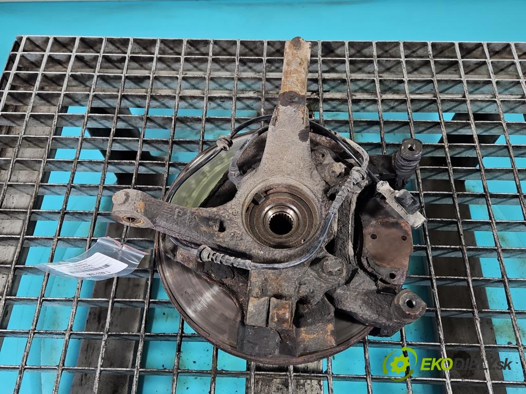 Fiat Punto Grande 1.4 77 hp manual 57 kW 1368 cm3 5- náboj levé  (Náboje)