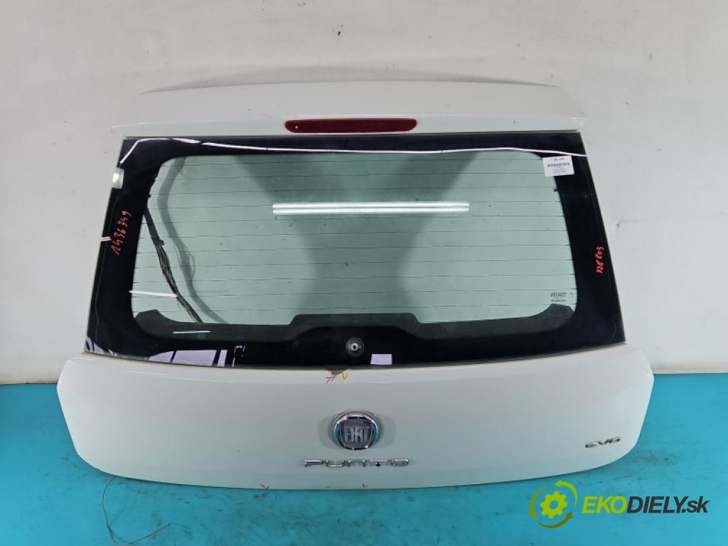 Fiat Punto Grande 1.4 77 HP manual 57 kW 1368 cm3 5- zadna kufor  (Kapota zadná (kufor))