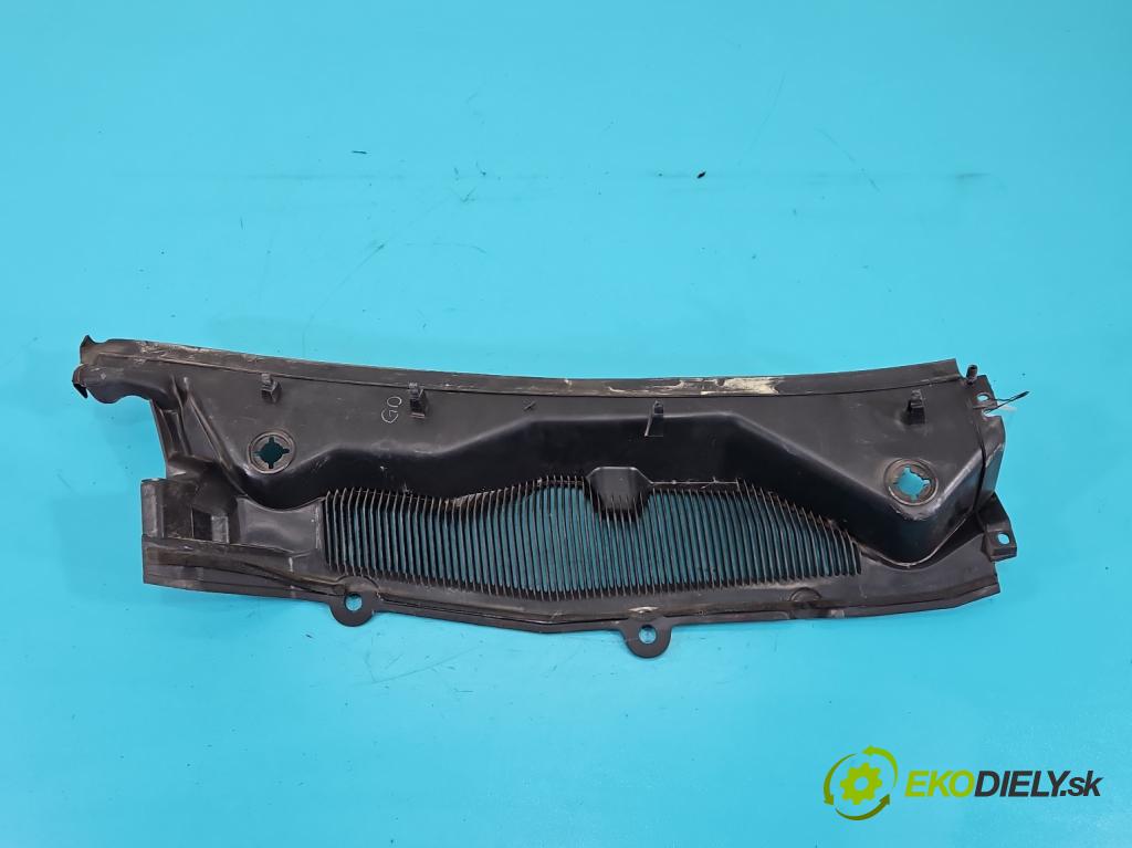 Ford Mustang V 2004-2014 3.7 V6 automatic 227 kW 3731 cm3 2- torpédo AR33-63018A15-AC (Torpédo (plast pod čelným sklom))