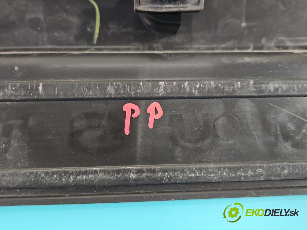 Ford Mustang V 2004-2014 3.7 V6 automatic 227 kW 3731 cm3 2- kryt plast 4R33-6313200-DMW