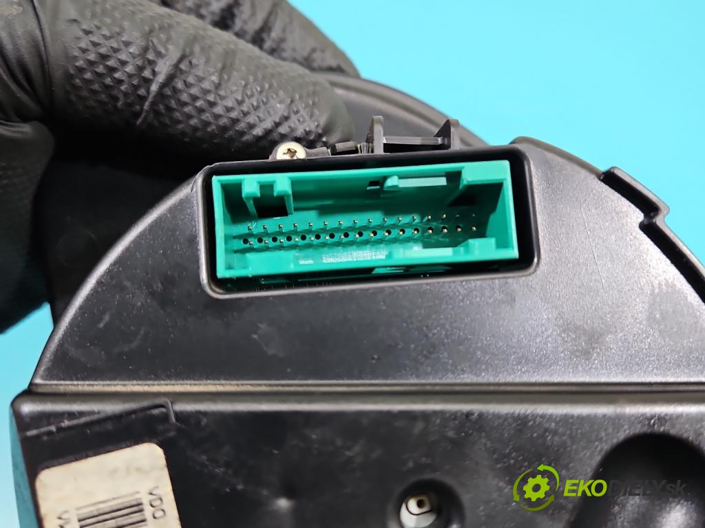 Vw Passat B5 1995-2005 1.9 tdi 131 HP manual 96 kW 1896 cm3 4- prístrojovka/ budíky 3B0920825A (Prístrojová doska)