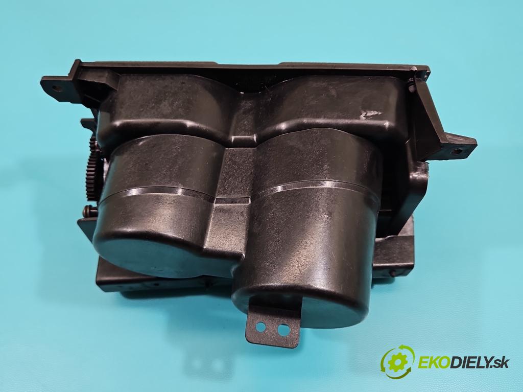 Ford Mustang V 2004-2014 3.7 V6 automatic 227 kW 3731 cm3 2- Rukojeť: na nápoje: AR33-63045B44-AL (Držiak (úchyt) na nápoje)