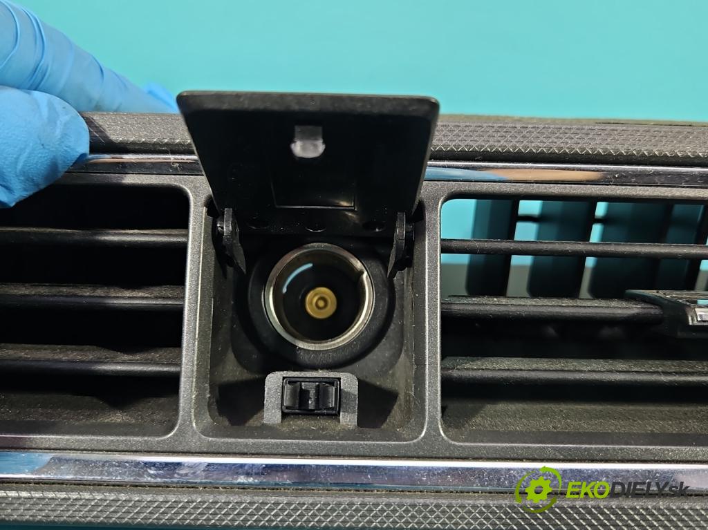 Ford Mustang V 2004-2014 3.7 V6 automatic 227 kW 3731 cm3 2- Mřížka: kúrenia stredová AR33-63044A92-A (Mriežka kúrenia (fukár))
