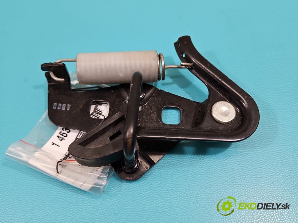 Ford Mustang V 2004-2014 3.7 V6 automatic 227 kW 3731 cm3 2- zámek kufrových dveří zadní