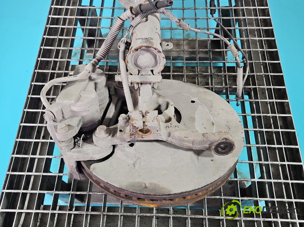 Ford Mustang V 2004-2014 3.7 V6 automatic 227 kW 3731 cm3 2- náboj levé  (Náboje)