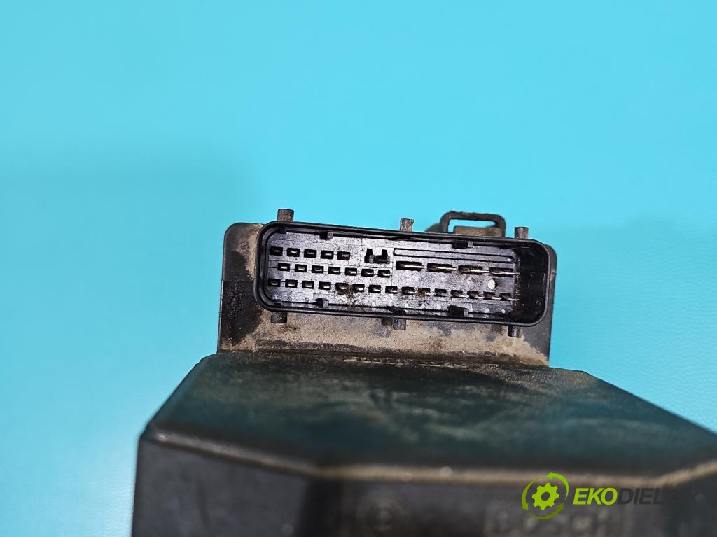 Vw Passat B5 1995-2005 1.9 tdi 131 HP manual 96 kW 1896 cm3 4- čerpadlo abs 3B0614111 (Pumpa ABS)