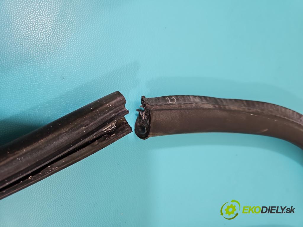 Peugeot Expert III 2016- 2.0 hdi 122 HP manual 90 kW 1997 cm3 5- Těsnění: dvere zadné pravé  (Karoséria ostatné)