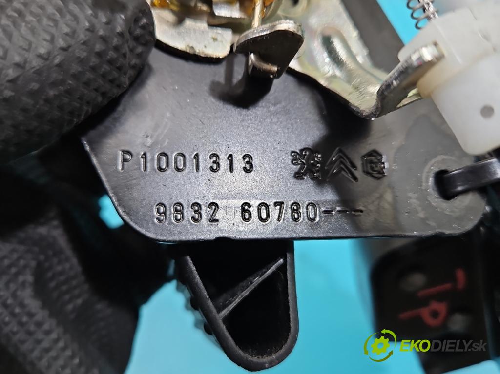 Peugeot Expert III 2016- 2.0 hdi 122 hp manual 90 kW 1997 cm3 5- zámek zadní pravý 983260780