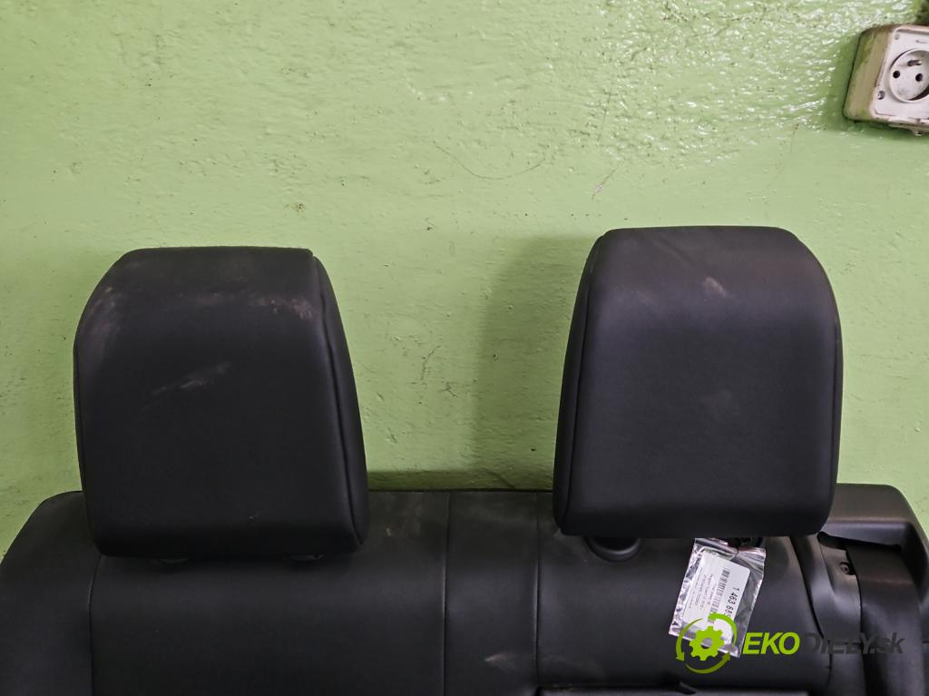 Peugeot Expert III 2016- 2.0 hdi 122 HP manual 90 kW 1997 cm3 5- Sedačka pravý  (Sedadlo)