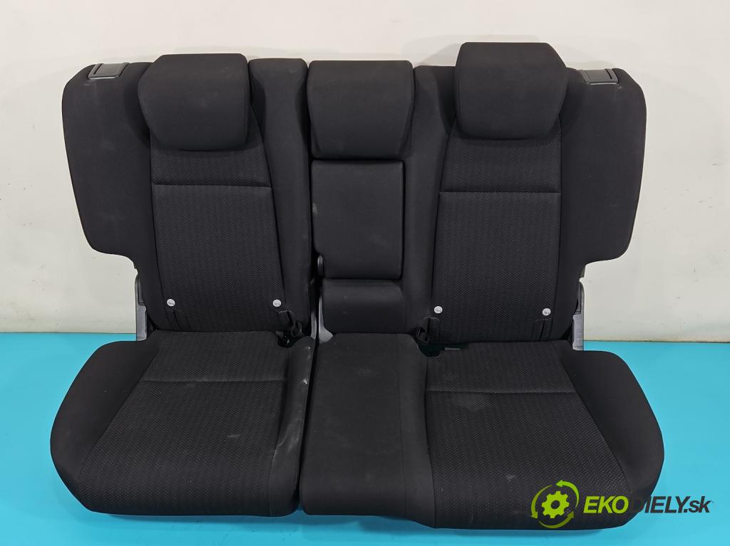 Honda HR-V II 2013-2021 1.5 16V 131 HP manual 96 kW 1498 cm3 5- Pohovka: zadné  (Sedadlo)