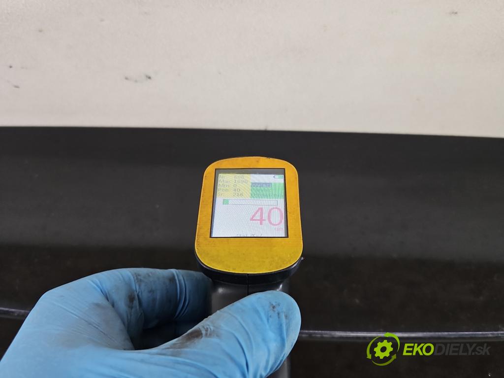 Mazda Cx-7 2.3 T 245KM automatic 180 kW 2260 cm3 5- zadní kufrové dveře  (Zadní kapota (kufr))