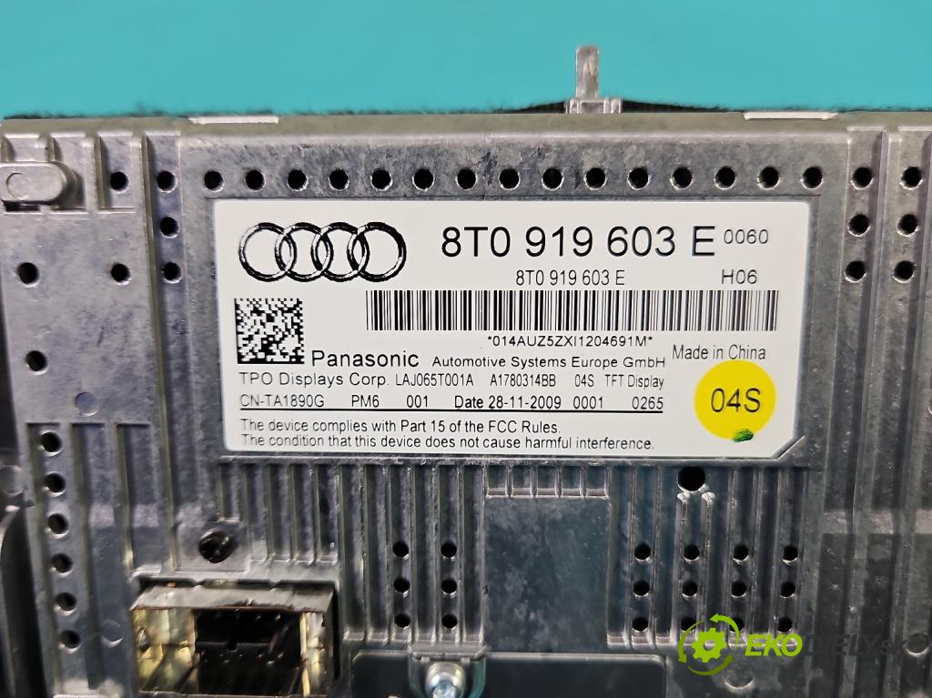 Audi A5 8T 2007-2016 2.0 TFSI 211KM manual 155 kW 1984 cm3 5- displej 8T0919603E (Přístrojové desky, displeje)
